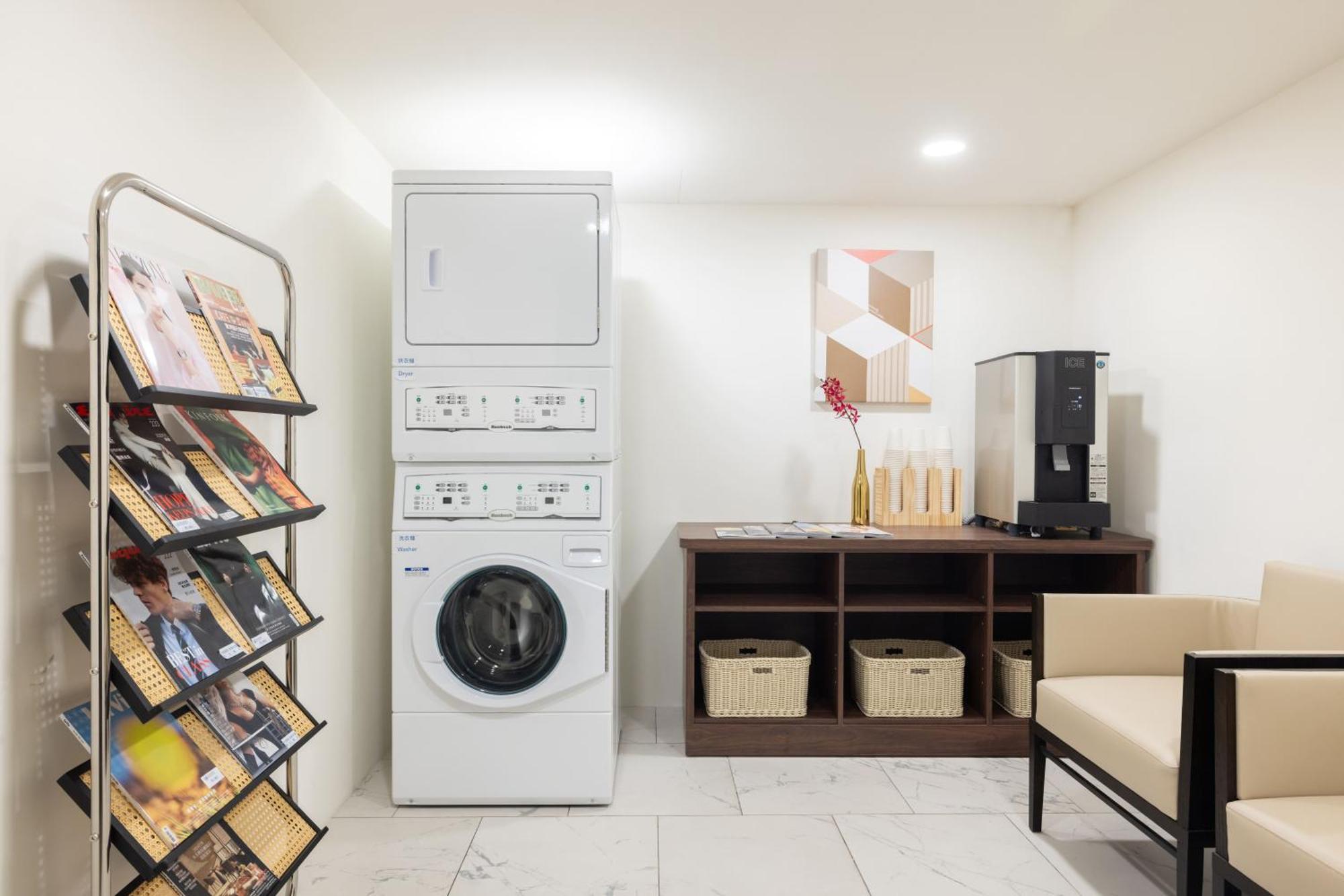 Voyage Kaohsiung By Cosmos Oasis Hotel Ngoại thất bức ảnh